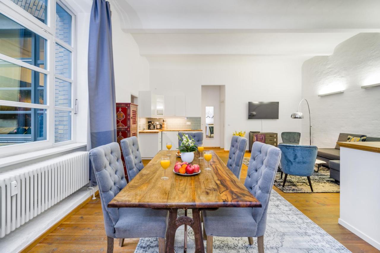The Melchior, Luxury Industry Loft In Mitte Up To 5 Ppl With 2 Bath Rooms Berlim Exterior foto