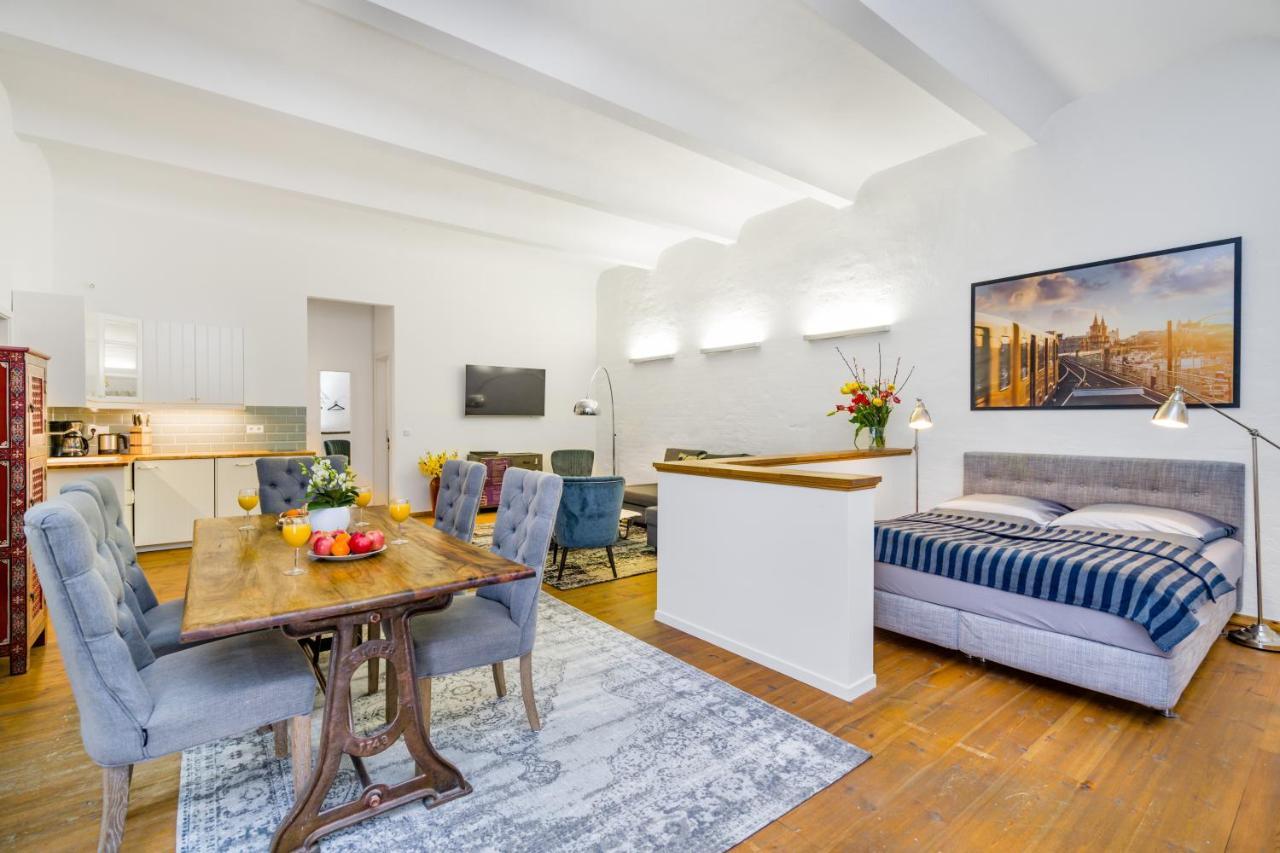 The Melchior, Luxury Industry Loft In Mitte Up To 5 Ppl With 2 Bath Rooms Berlim Exterior foto