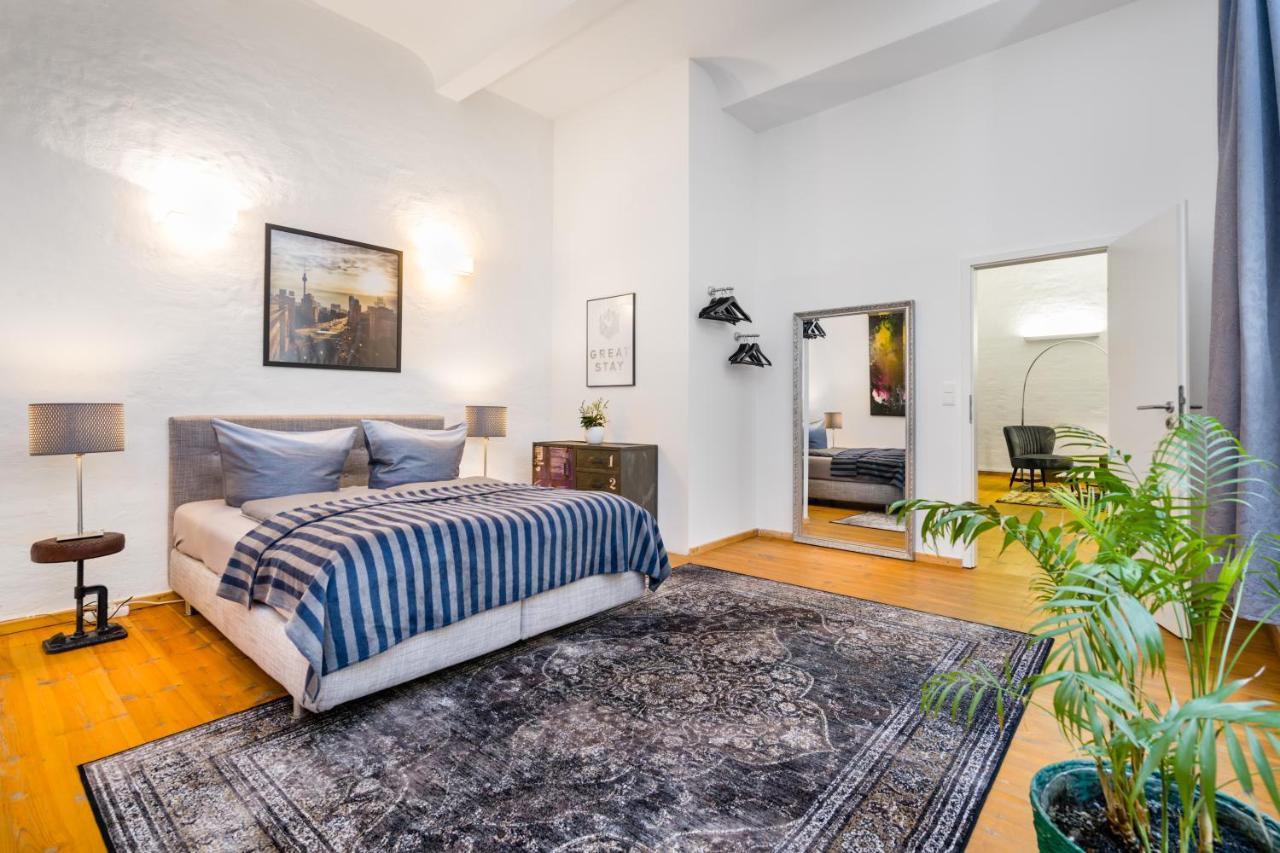 The Melchior, Luxury Industry Loft In Mitte Up To 5 Ppl With 2 Bath Rooms Berlim Exterior foto